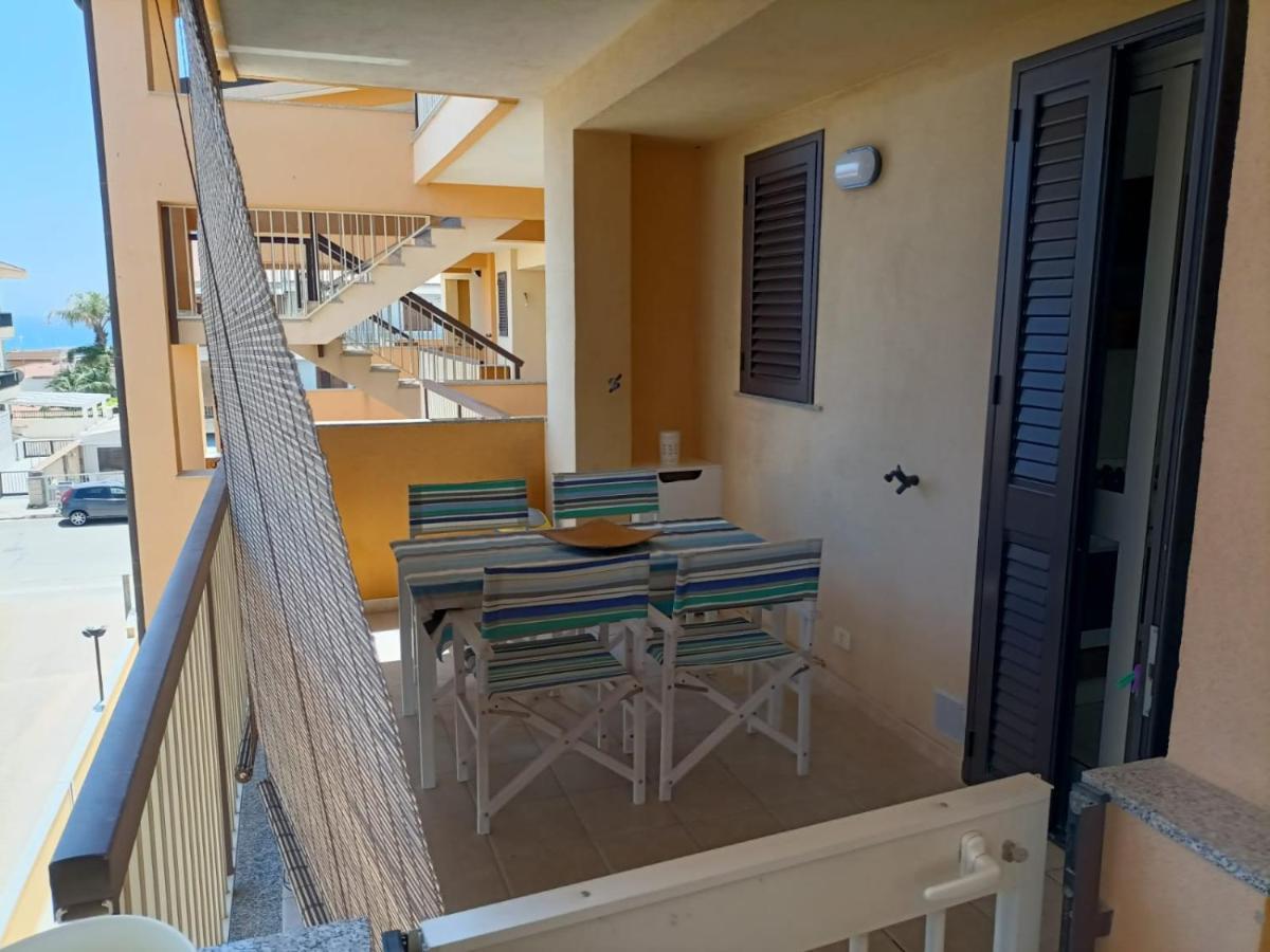 Casa Vacanze Il Giardino Dei Girasoli Marina di Ragusa Exterior foto